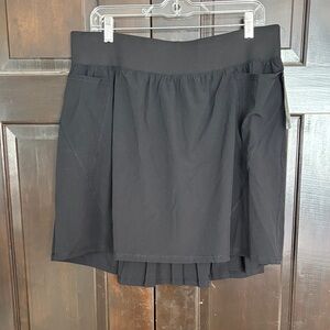 Livi Active Elegant Black Skort